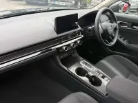 Käytetty Honda Civic Elegance 182 HP (133 kW) 2025 Musta Viistoperä