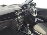 Second-hand Vauxhall Adam Jam 69 CP (50 kW) 2018 Negru Hatchback