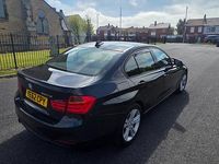 Begagnad BMW 320 Sport Line 2012 Svart Sedan