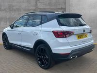 New Seat Arona Black Edition 115 HP (84 kW) 2025 White SUV