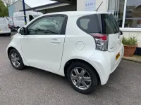 Used Toyota iQ 2011 White Hatchback