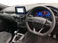 Used Ford Kuga Premium 150 HP (110 kW) 2023 White SUV