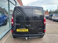 Usado Renault Kangoo 85 HP (62 kW) 2009 Preto Van