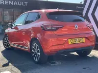 Used Renault Clio Iconic 90 HP (66 kW) 2022 Hatchback