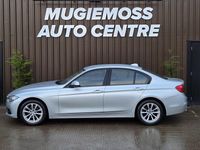 Begagnad BMW 318 Impressive 2016 Silver Sedan