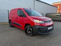 Used Citroën Berlingo 100 HP (73 kW) 2024 Red MPV