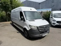 Used Mercedes Sprinter Progressive 148 HP (108 kW) 2021 White Van