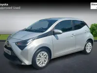 Used Toyota Aygo X-play 72 HP (52 kW) 2019 Silver Hatchback