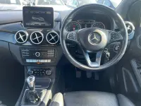 Used Mercedes B200 Exclusive 2019 Blue Hatchback
