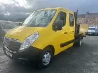 Used Vauxhall Movano 136 HP (100 kW) 2016 Yellow MPV