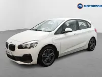Begagnad BMW 225 Sport Line 224 HK (164 kW) 2019 Vit Halvkombi