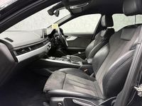 Begagnad Audi A4 S-Line 2018 Svart Kombi