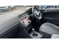 Used VW Tiguan R-line 150 HP (110 kW) 2023 Pure white SUV
