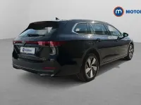 Used VW Passat Life 204 HP (150 kW) 2025 Black Estate