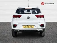 Używany MG ZS Exclusive 111 KM (81 kW) 2022 Biały SUV