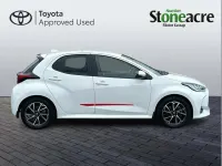 Used Toyota Yaris Design 116 HP (85 kW) 2022 White Hatchback