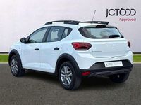 Used Dacia Sandero Essentiel 90 HP (66 kW) 2023 White SUV