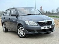 Used Skoda Fabia 69 HP (50 kW) 2011 Grey Estate