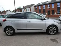 Used Hyundai i20 Premium 100 HP (73 kW) 2016 Silver Hatchback