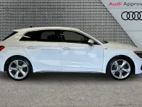 Used Audi A3 S-Line 147 HP (108 kW) 2023 White Sedan