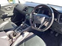 Used Seat Leon FR Sport 128 HP (94 kW) 2019 White Hatchback