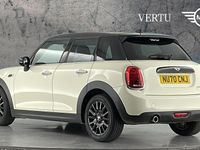 Begagnad Mini Cooper Classic 136 HK (100 kW) 2020 Vit Halvkombi