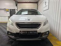 Begagnad Peugeot 2008 2014 Vit SUV