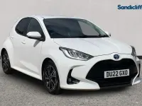 Second-hand Toyota Yaris Hybrid Design 116 CP (85 kW) 2024 Alb Hatchback