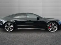 Usado Audi RS7 Comfort 600 CV (441 kW) 2021 Negro Utilitario
