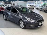 Used Kia Ceed 126 HP (92 kW) 2013 Silver Hatchback