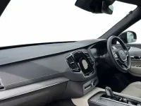Used Volvo XC90 R-Design 235 HP (172 kW) 2022 Onyx black SUV