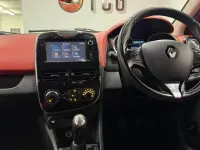 Usado Renault Clio IV Dynamique 90 CV (66 kW) 2013 Rojo Utilitario