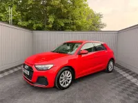 Usado Audi A1 Sportback Sport 116 HP (85 kW) 2018 Vermelho Citadino