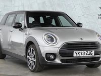 Usado Mini Cooper Clubman Exclusive 134 CV (98 kW) 2024 Plateado Familiar