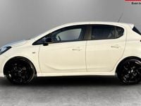 Begagnad Vauxhall Corsa SRi 75 HK (55 kW) 2018 Vit Halvkombi
