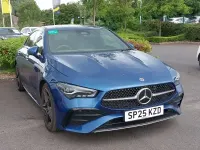 Gebraucht Mercedes CLA220 Executive 190 PS (139 kW) 2025 Blau Limousine