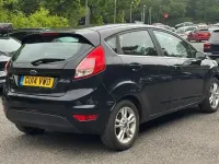 Usado Ford Fiesta Zetec 101 CV (74 kW) 2017 Utilitario