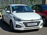 Used Hyundai i20 SE 84 HP (61 kW) 2019 White Hatchback