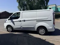 Used Ford Transit Custom Limited 130 HP (95 kW) 2022 White Van