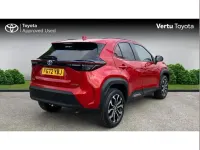 Used Toyota Yaris Cross Design 113 HP (83 kW) 2023 Red SUV