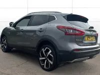 Used Nissan Qashqai Tekna 116 HP (85 kW) 2018 Grey SUV