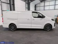 Used Vauxhall Vivaro 145 HP (106 kW) 2024 White MPV