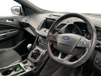 Used Ford Kuga ST-Line 150 HP (110 kW) 2019 White SUV