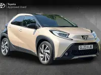 Used Toyota Aygo X 72 HP (52 kW) 2023 Ginger beige with black SUV