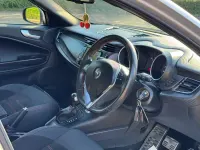 Used Alfa Romeo Giulietta Edizione Speciale 2016 Silver Hatchback
