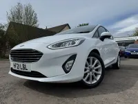 Used Ford Fiesta Titanium 95 HP (69 kW) 2021 White Hatchback