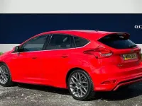 Used Ford Focus Zetec 2015 Red Hatchback