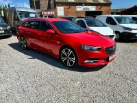 Used Vauxhall Insignia SRi 170 HP (125 kW) 2019 Red Hatchback