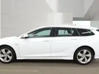 Used Vauxhall Insignia SRi 2017 White Estate