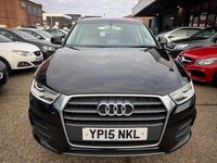 Usado Audi Q3 Design 150 HP (110 kW) 2015 Preto SUV